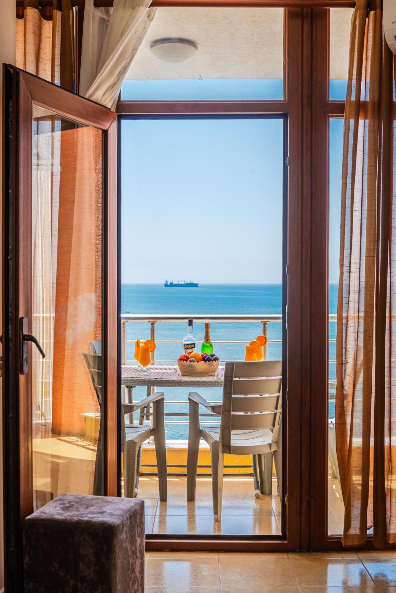 Apartment Oasis With A Sea View Durres